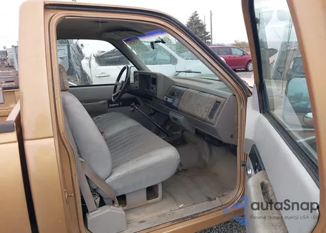 1994 Chevrolet Gmt-400 K2500 from USA, damaged, VIN 1GCFK24K5RZ200327